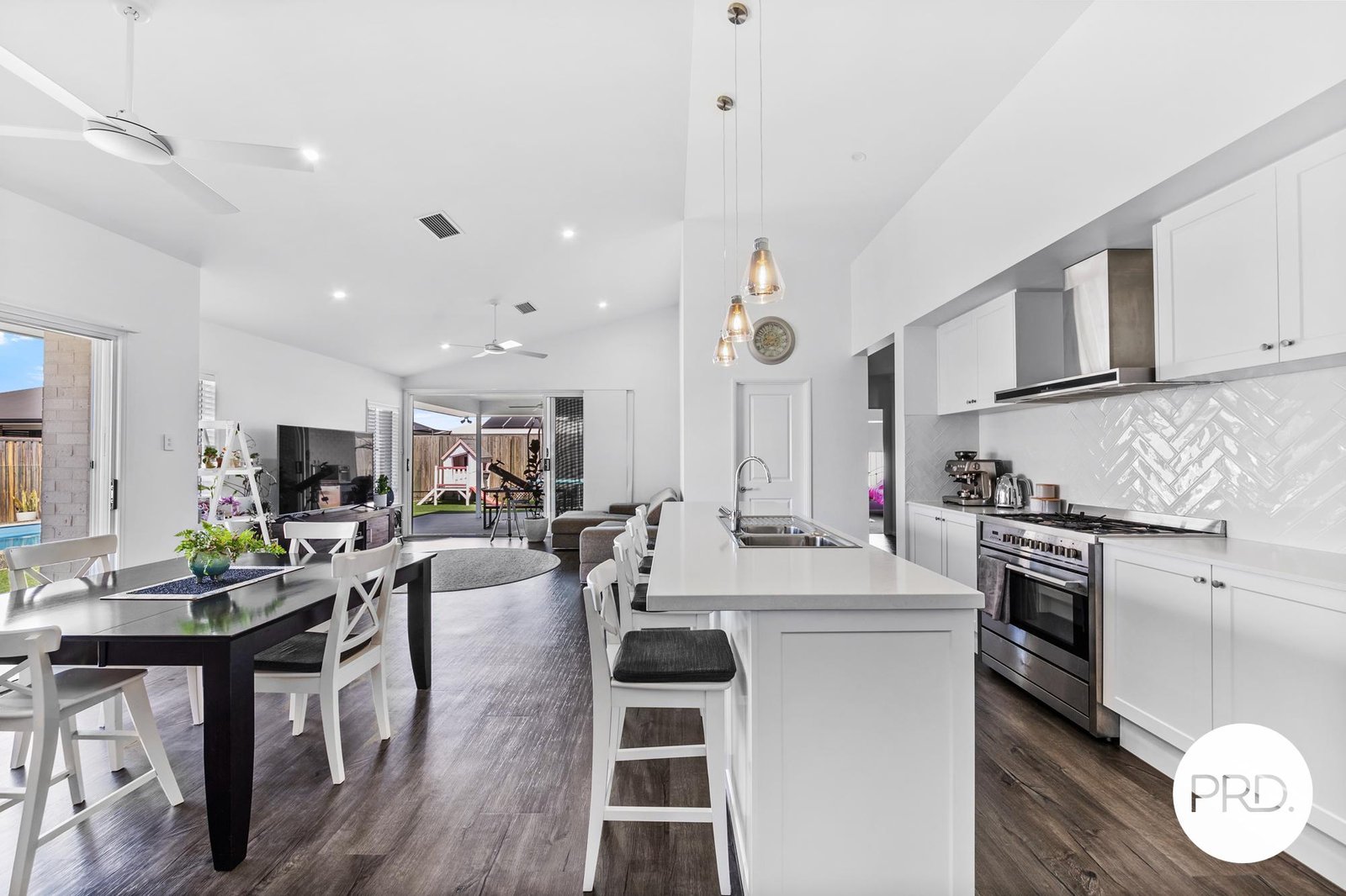 13 Hines Street WALLOON 3