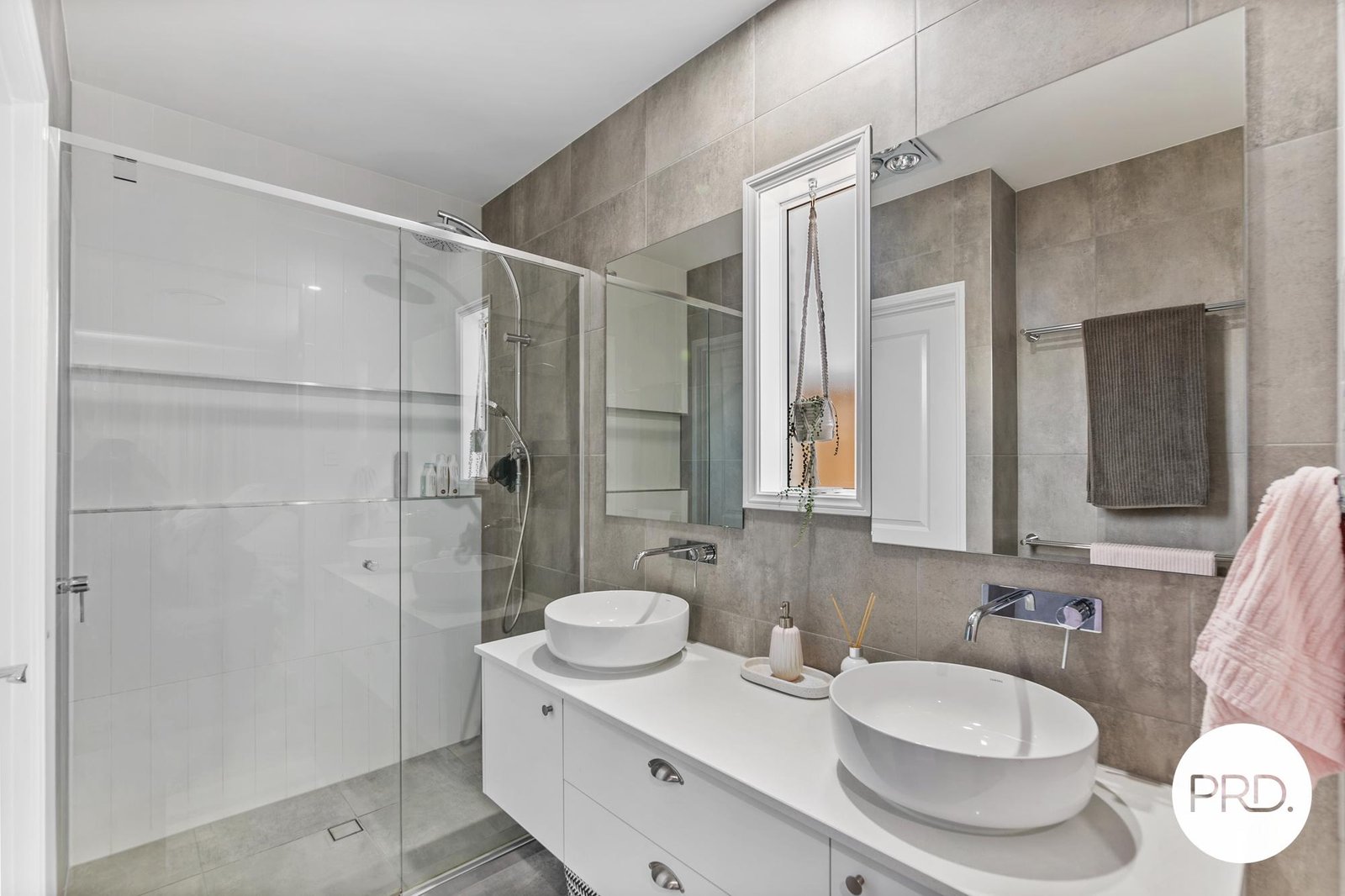 13 Hines Street WALLOON 14