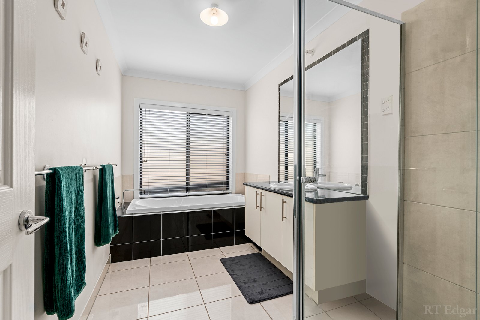 Real Estate and Property in 13 Hoddle Drive, Leopold, VIC