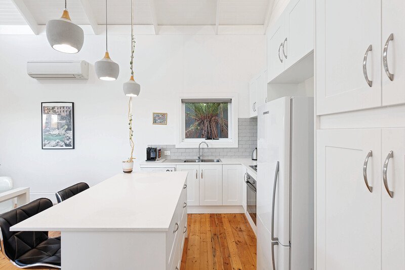 Gallery: 13 Holmes Street