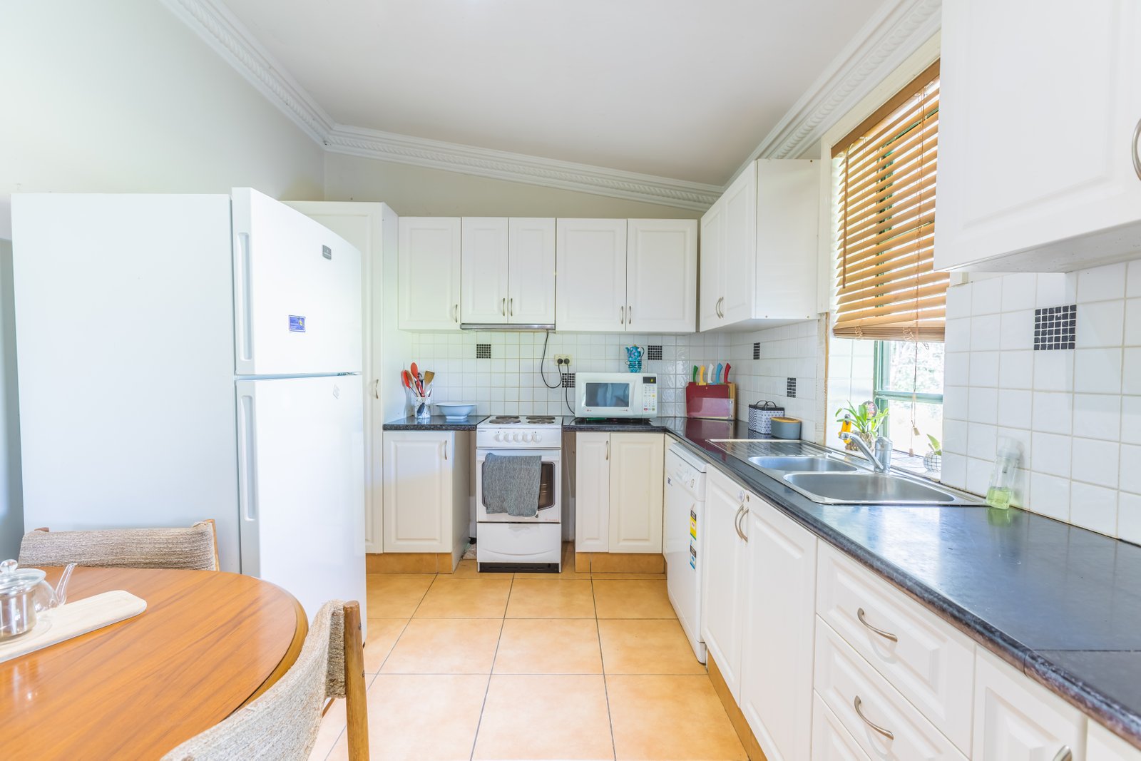 13 Holroyd Street TAMWORTH 9