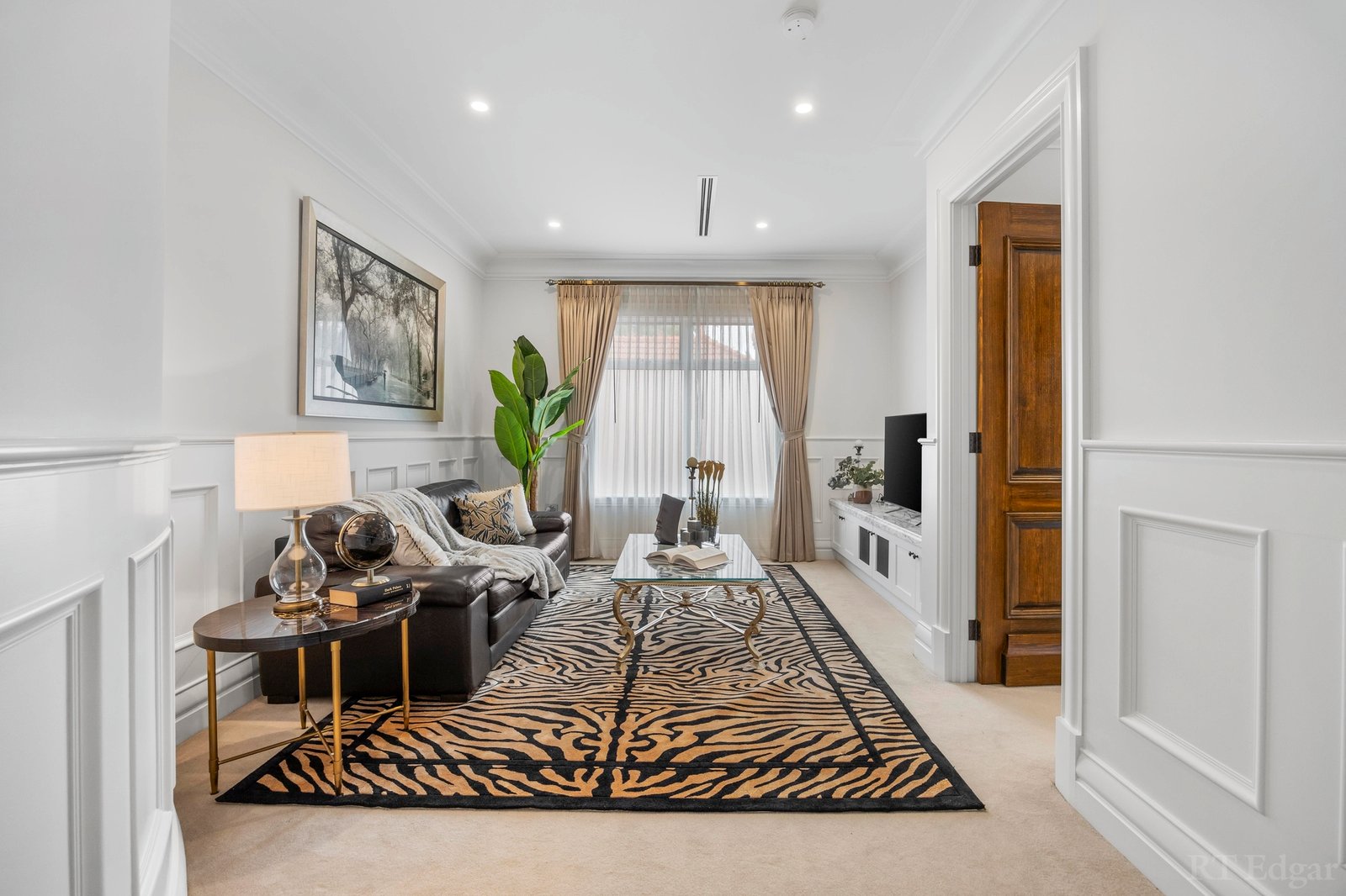 Real Estate and Property in 13 Hopetoun Avenue, Canterbury, VIC