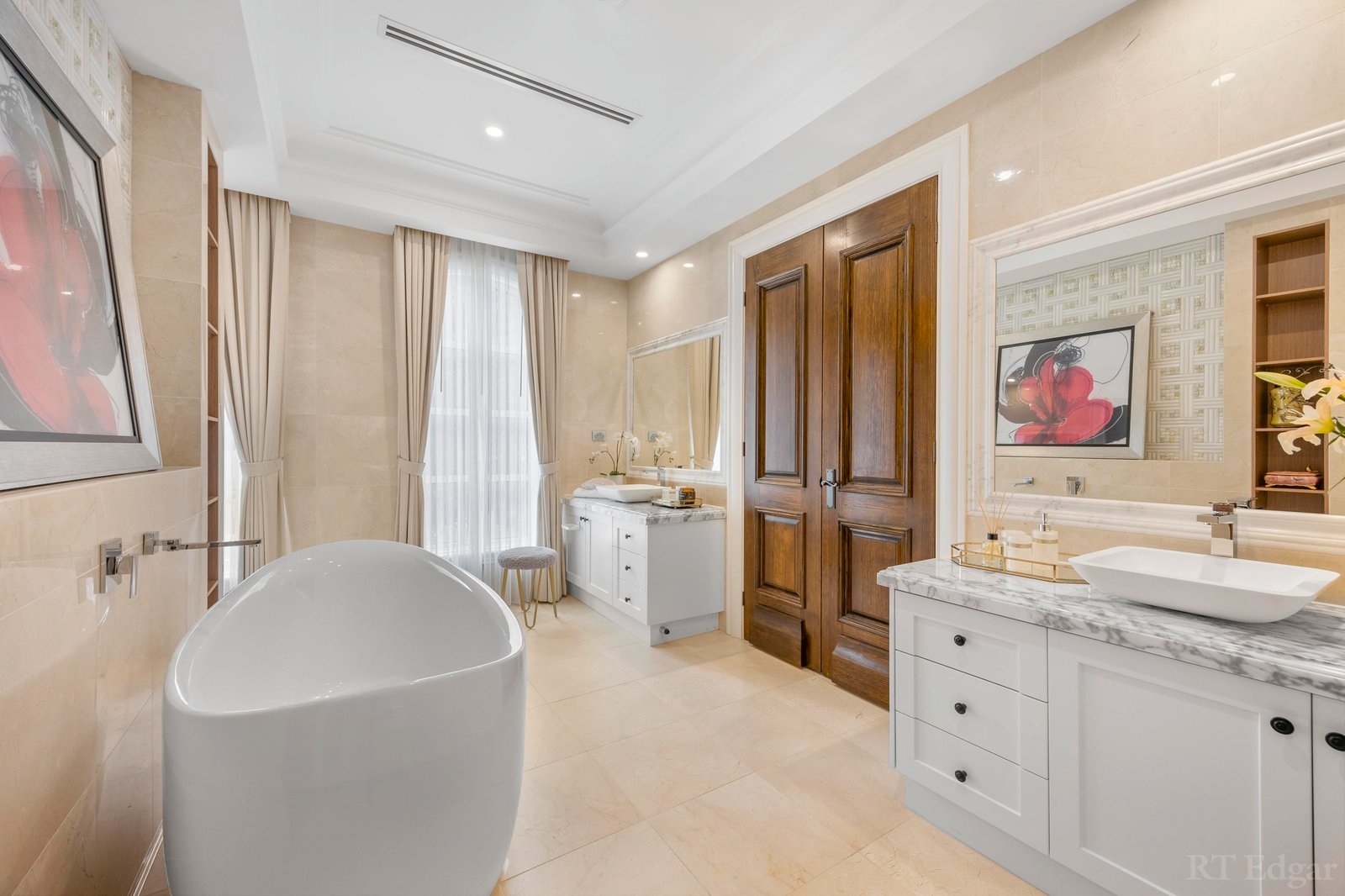 Real Estate and Property in 13 Hopetoun Avenue, Canterbury, VIC