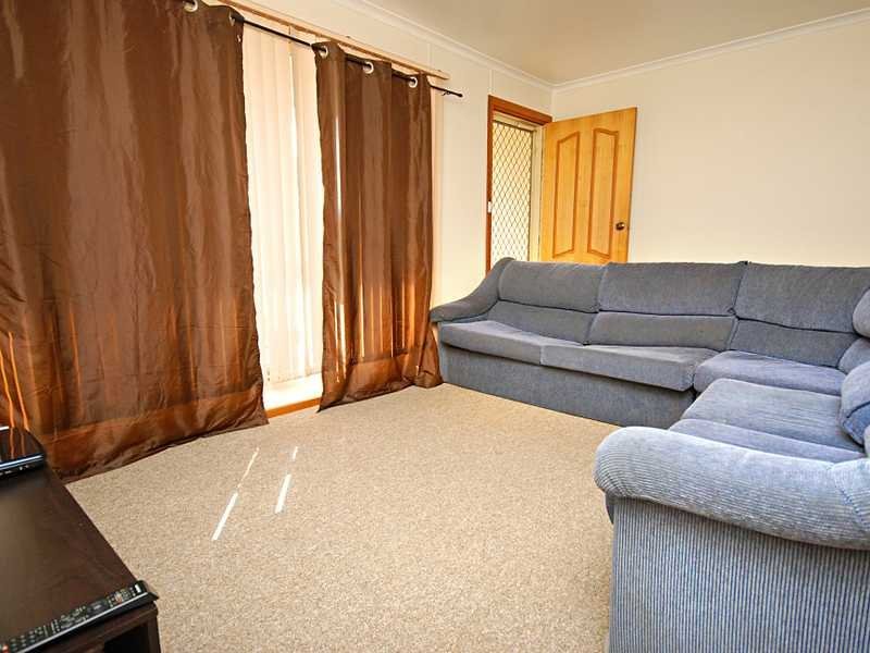 13 Horseshoe Road CARTWRIGHTS HILL 3