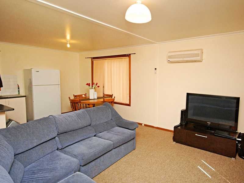 13 Horseshoe Road CARTWRIGHTS HILL 5