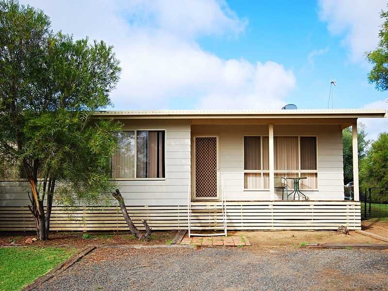 13 Horseshoe Road CARTWRIGHTS HILL 7