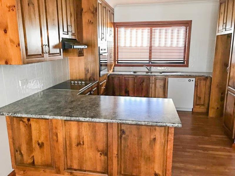 13 Hudson Drive LLOYD 4