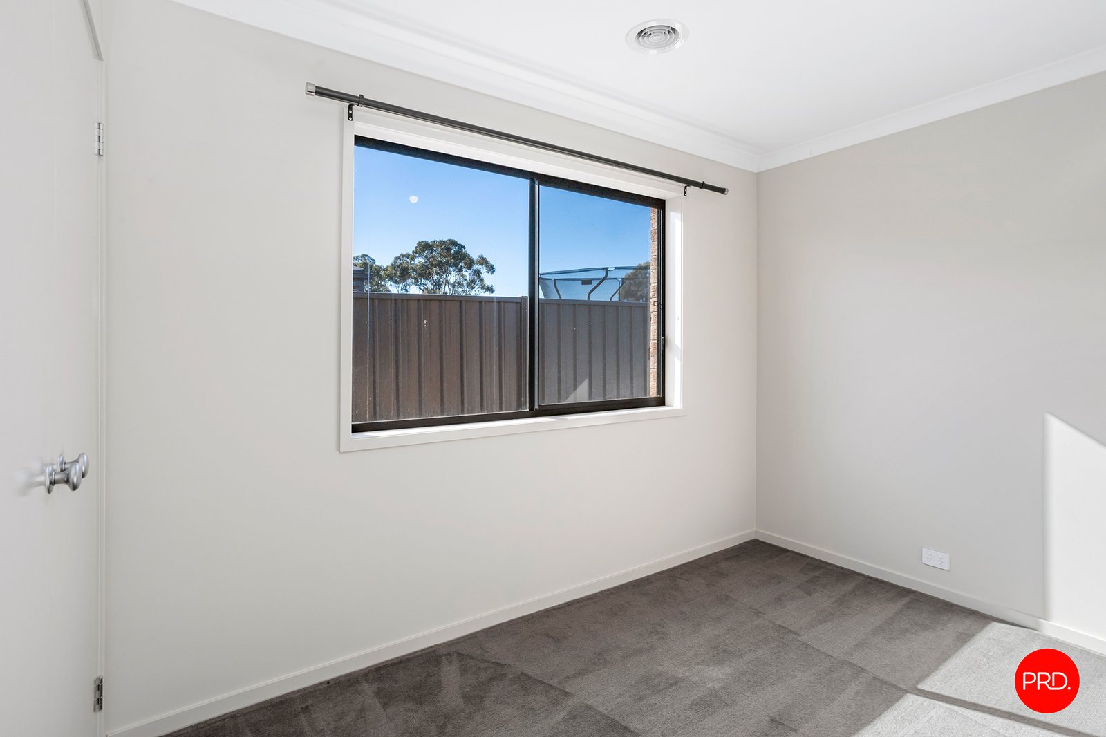 13 Hudson Street JACKASS FLAT 10