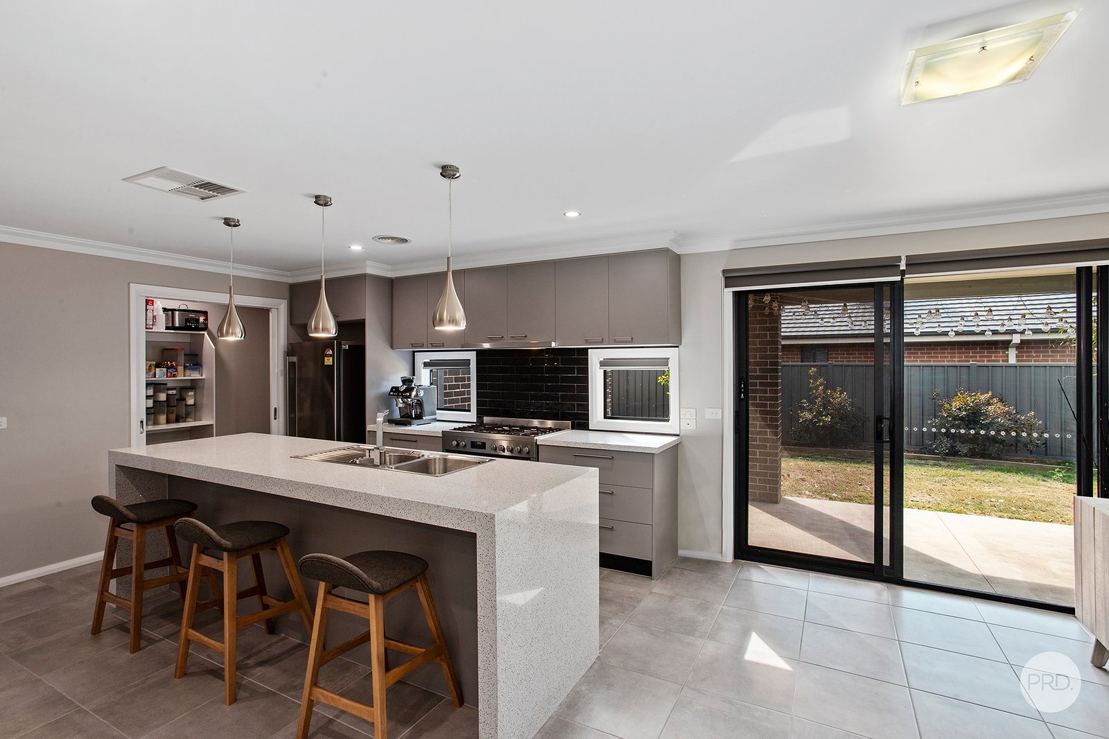 13 Hyatt Road HUNTLY 3