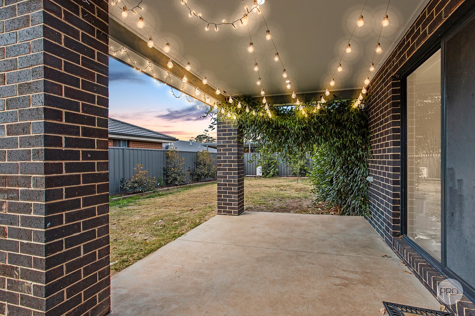 13 Hyatt Road HUNTLY 12