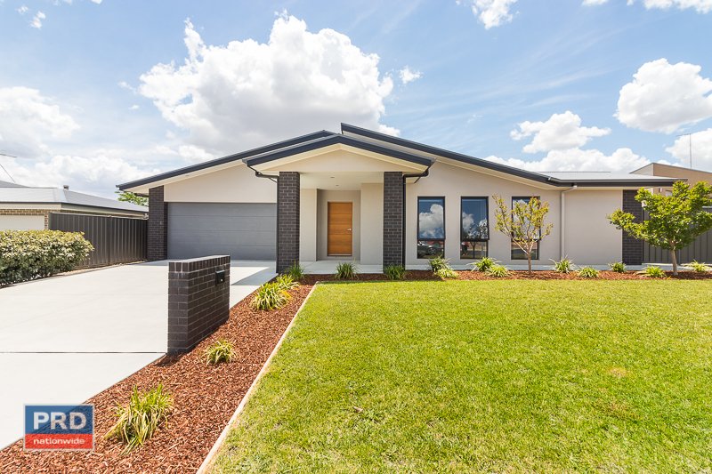13 Hyland Drive BUNGENDORE 2