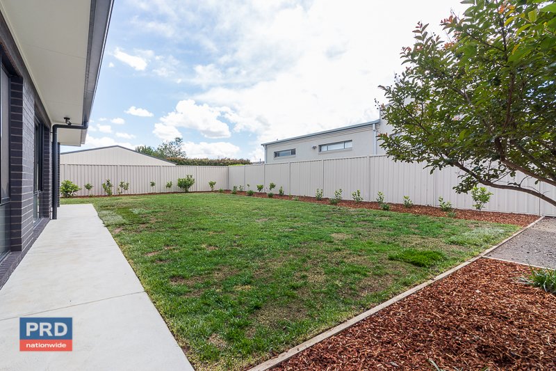 13 Hyland Drive BUNGENDORE 16