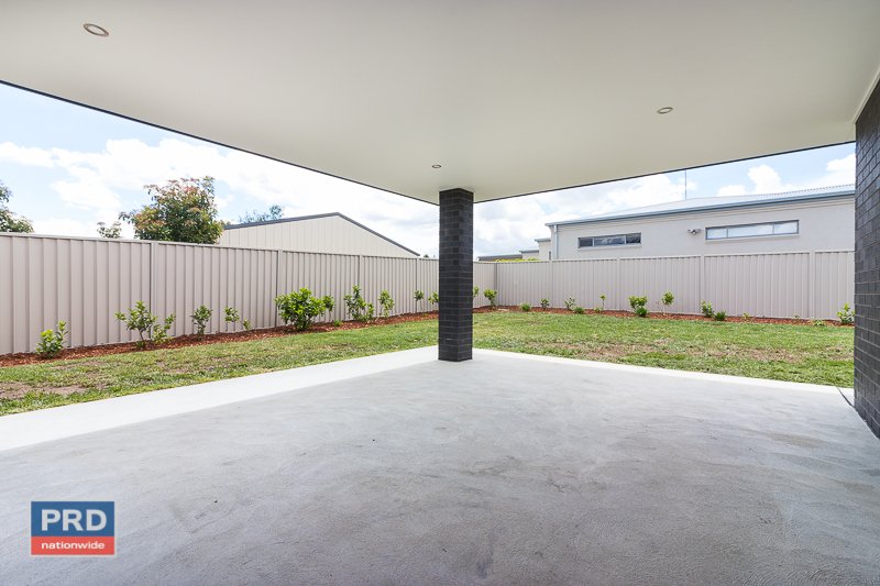 13 Hyland Drive BUNGENDORE 17