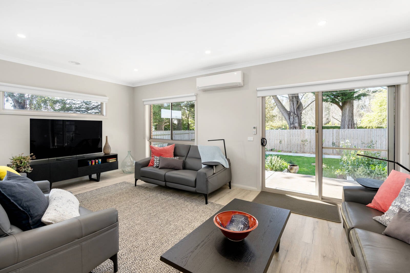 Real Estate and Property in 13 Jones Court, Woodend, VIC
