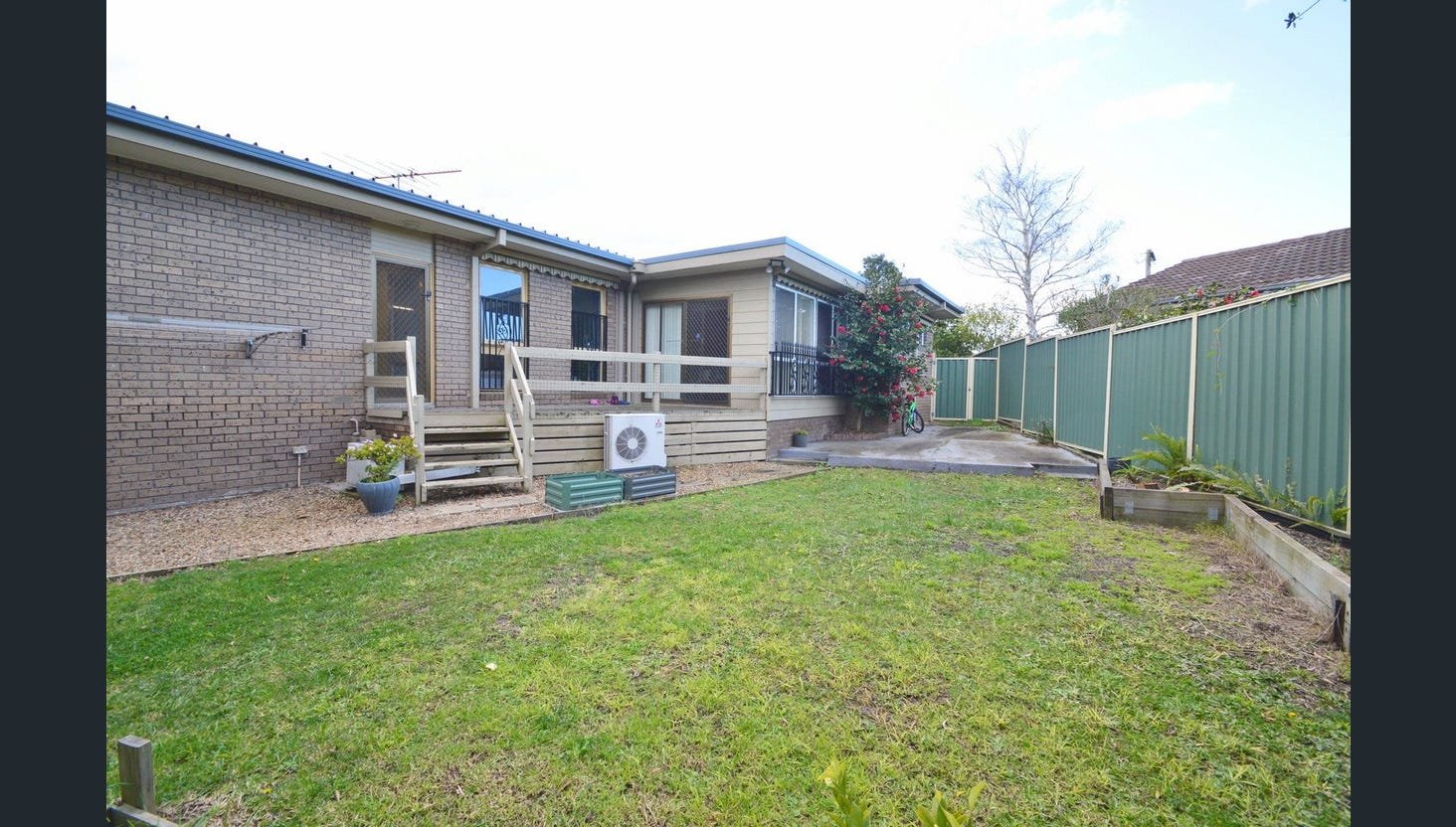 Real Estate and Property in 13 Jousting Place, Glen Waverley, VIC