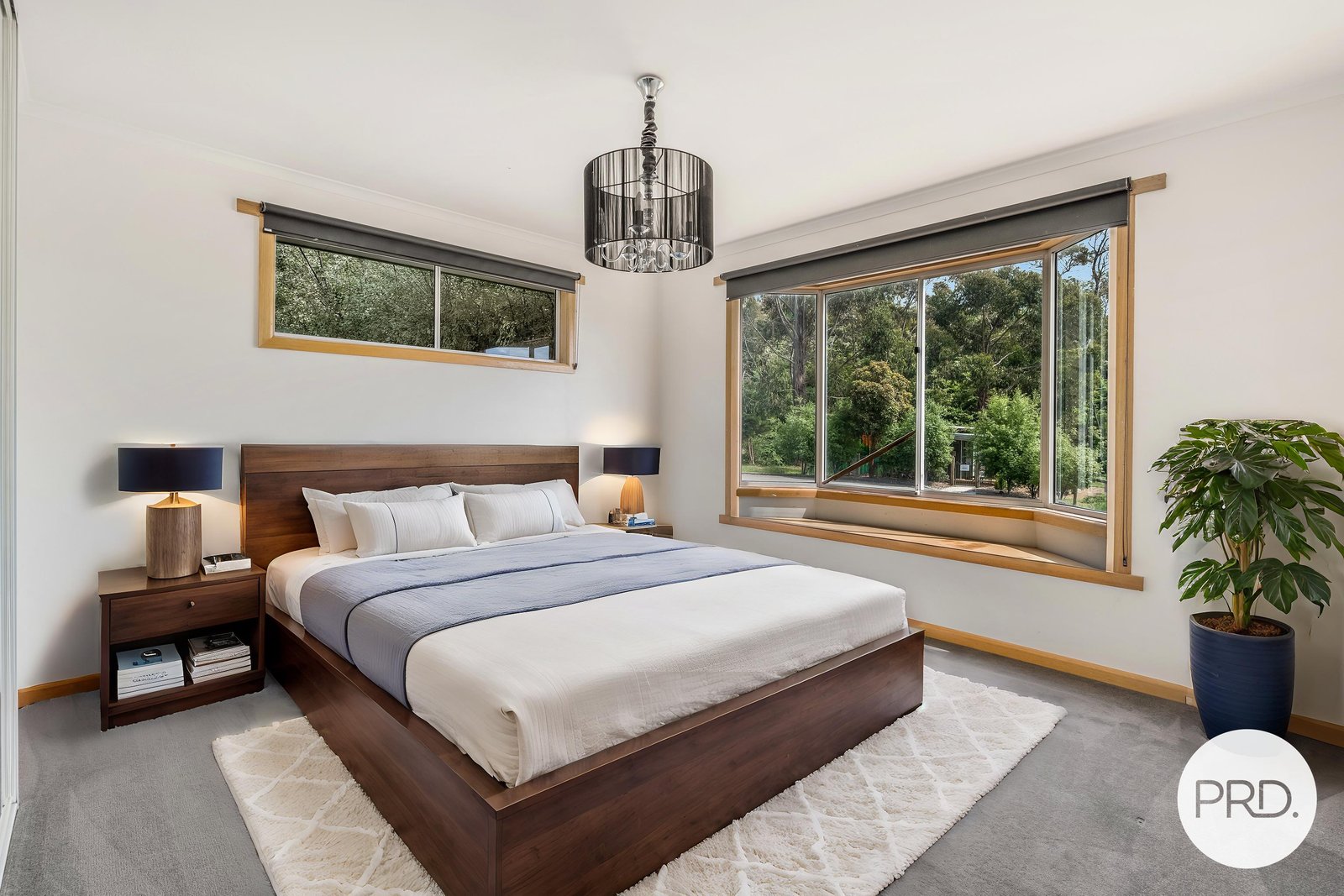 13 Karambi Street CHIGWELL 12