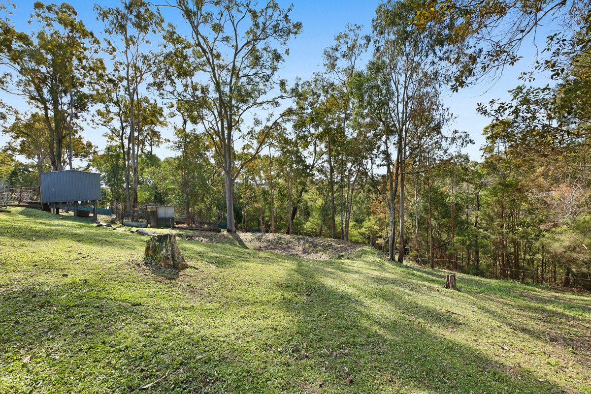 13 Karragata Court Tallebudgera 33
