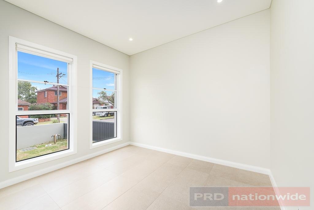 13 Kathleen Parade PICNIC POINT 4