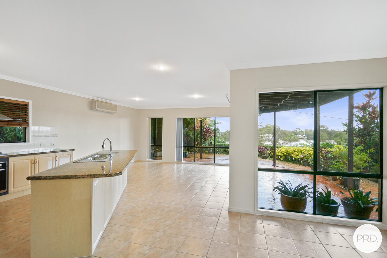 13 Kennedy Drive TWEED HEADS 1