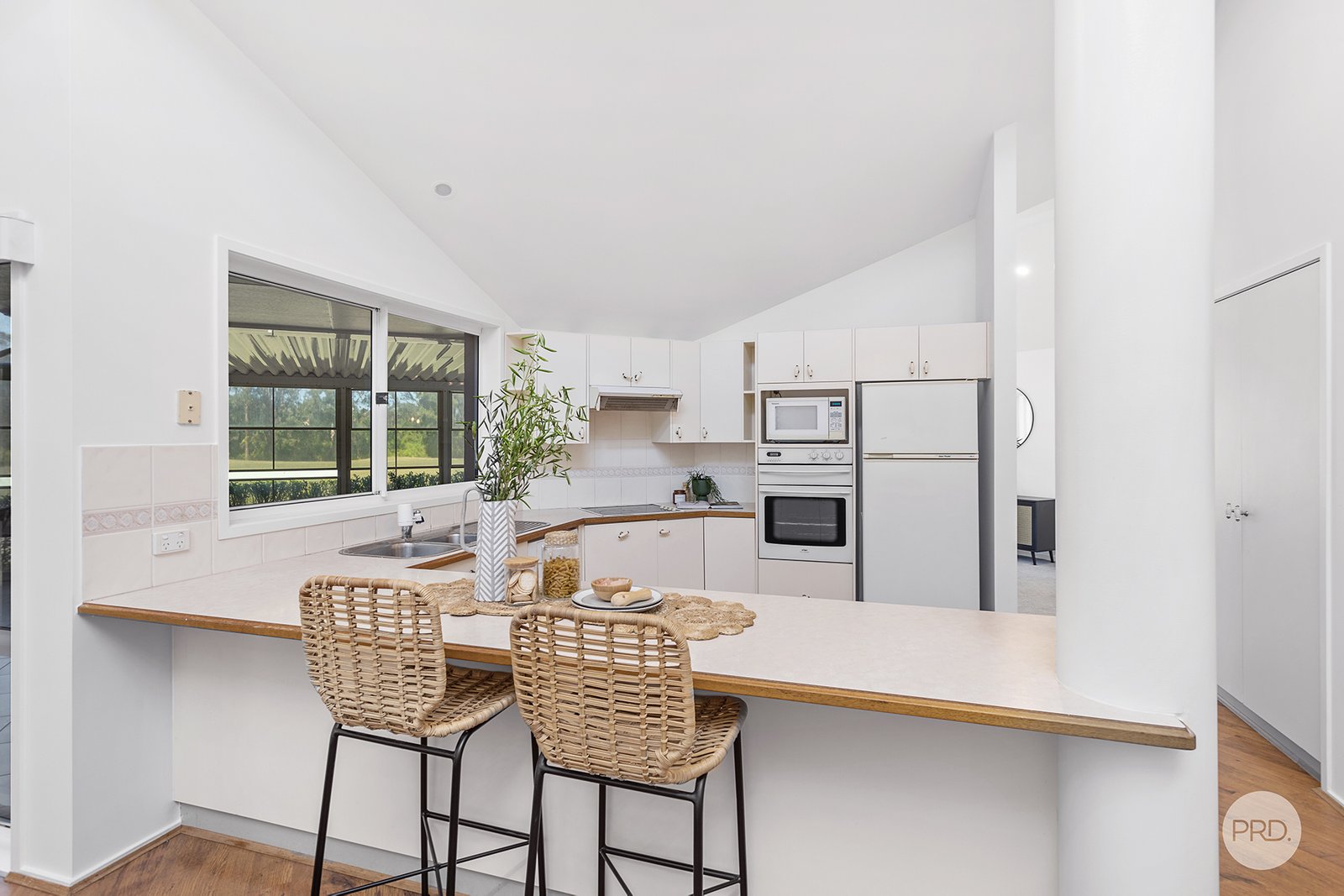 13 Kestrel Avenue SALAMANDER BAY 3