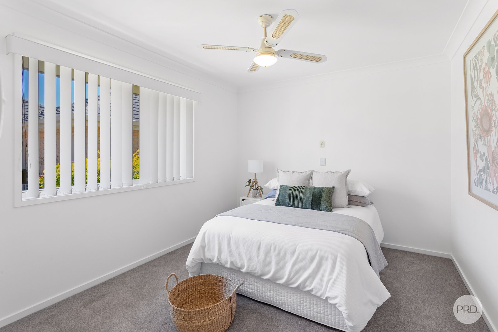 13 Kestrel Avenue SALAMANDER BAY 16