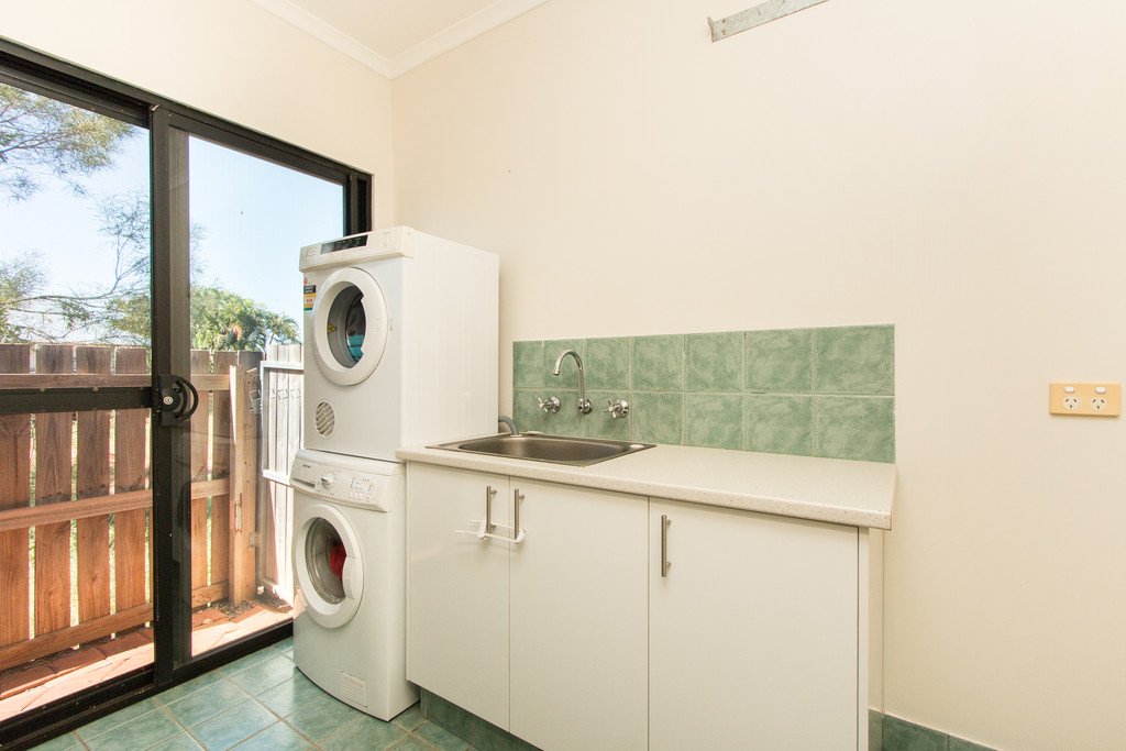 13 Kestrel Place DJUGUN 13
