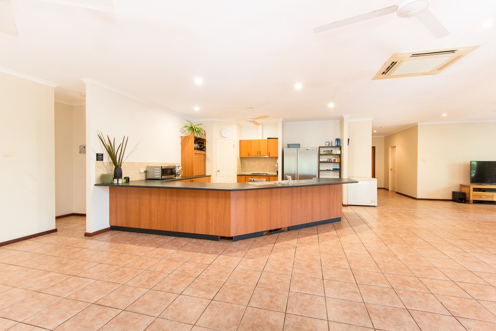 13 Kestrel Place DJUGUN 17