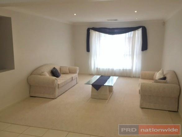 13 Kingston Avenue PANANIA 3