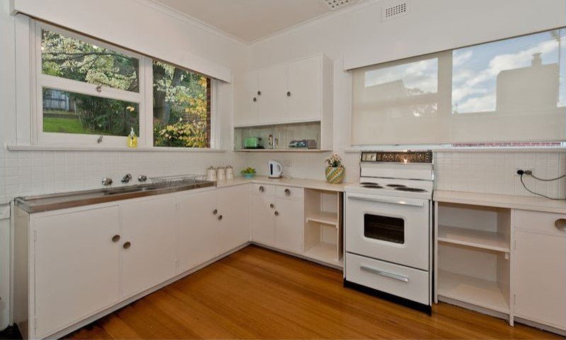 13 Kogarah Avenue BERRIEDALE 2