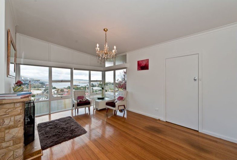 13 Kogarah Avenue BERRIEDALE 4