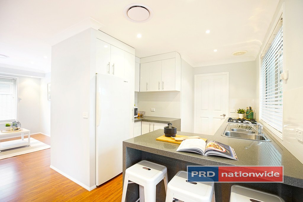 13 Kumbara Close GLENMORE PARK 2