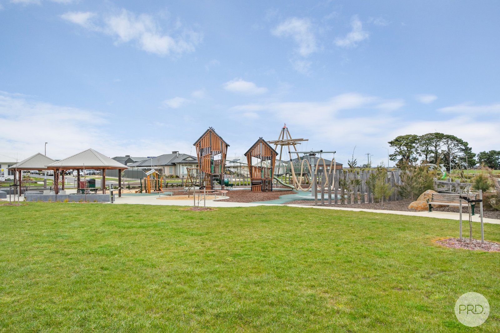 13 Lakeland Drive LUCAS 5