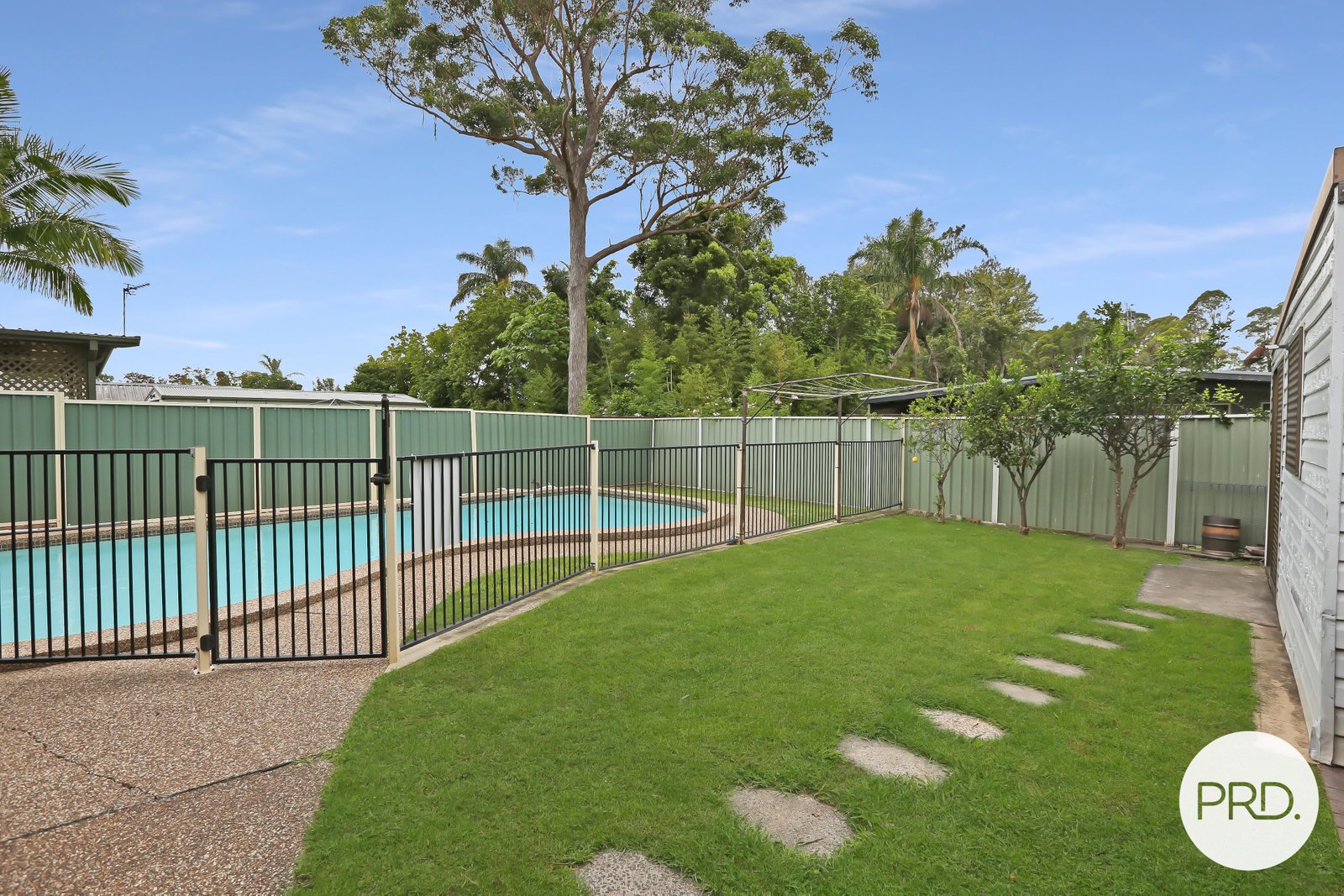 13 Lakelands Drive DAPTO 6