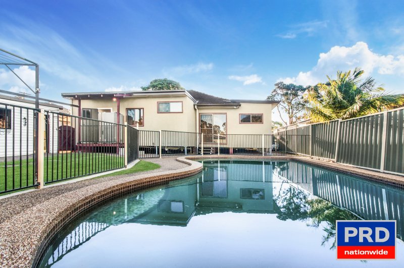 13 Lakelands Drive DAPTO 6