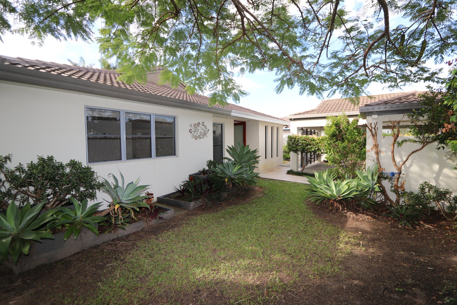 13 Lambros Drive BENOWA 13