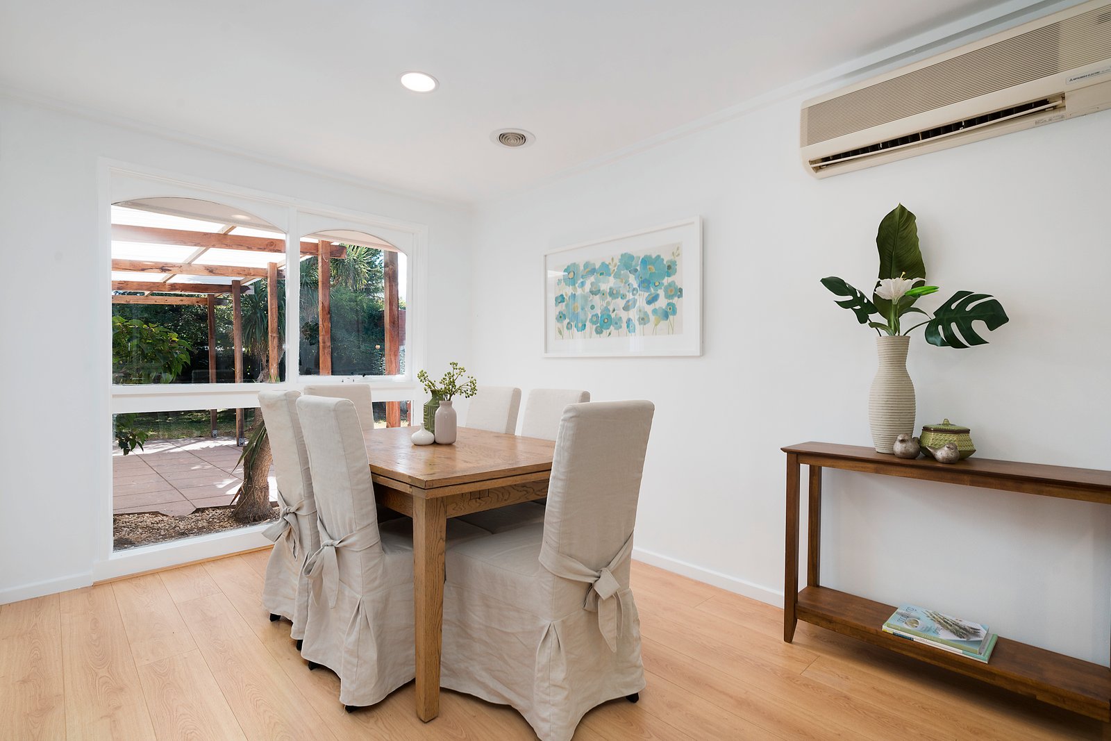 Gallery: 13 Larnook Crescent