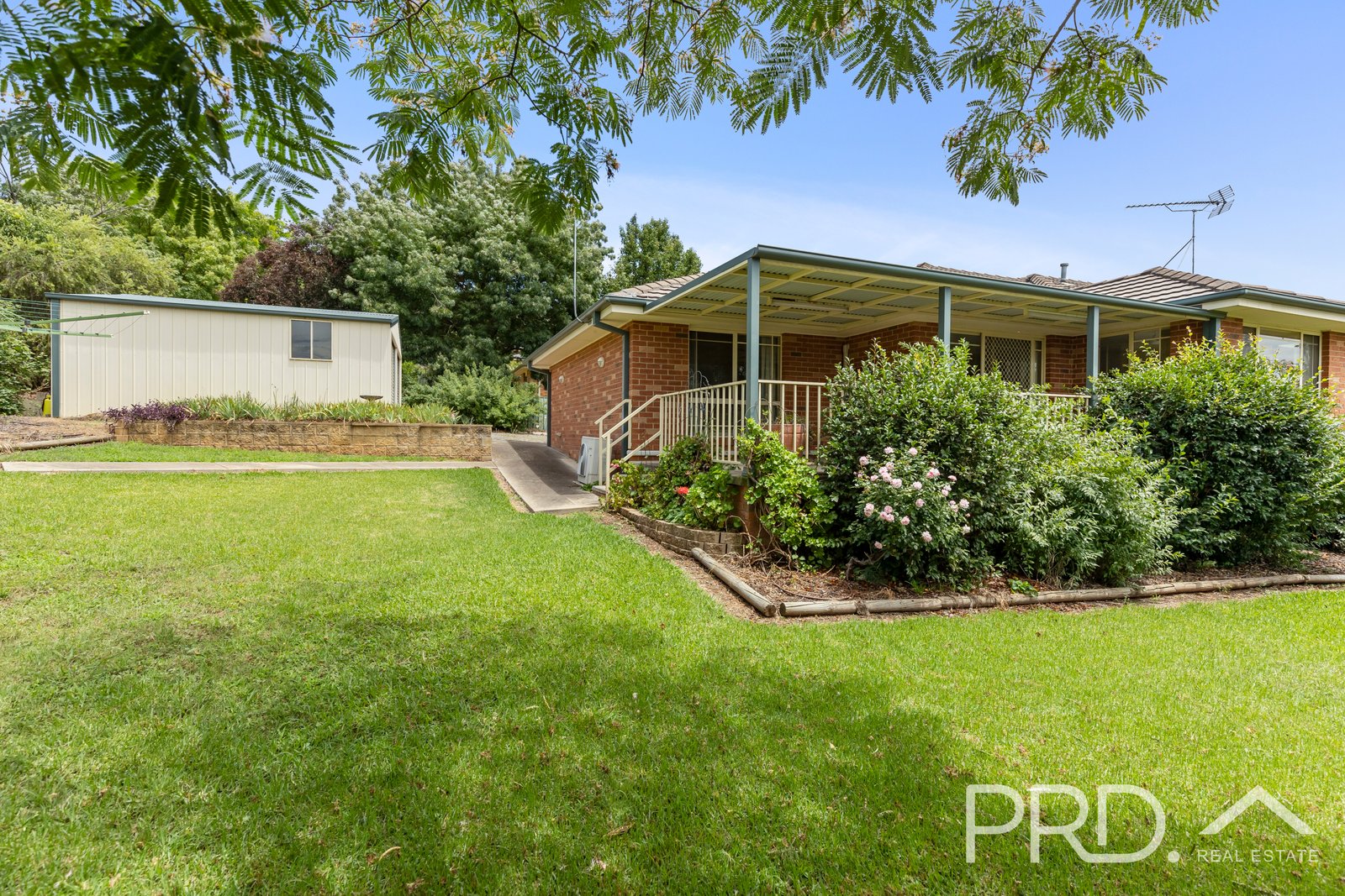 13 Lawson Drive, GUNDAGAI NSW 2722