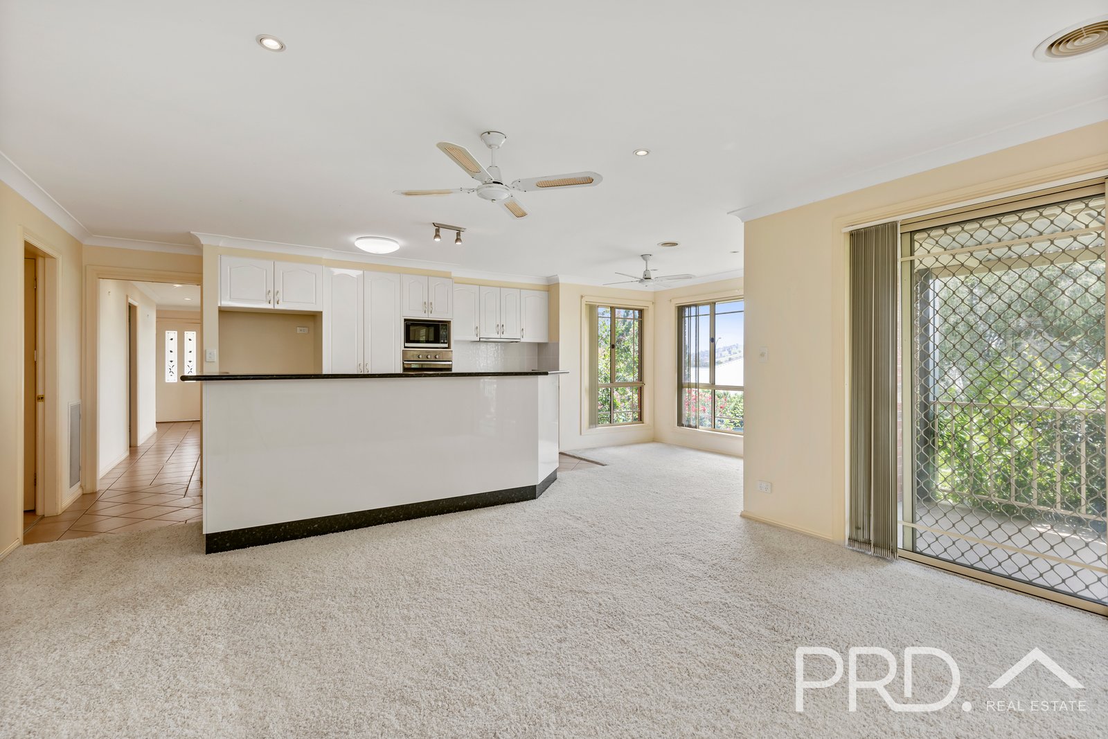 13 Lawson Drive GUNDAGAI 4