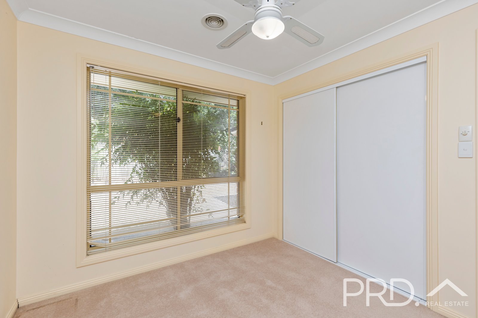 13 Lawson Drive GUNDAGAI 13