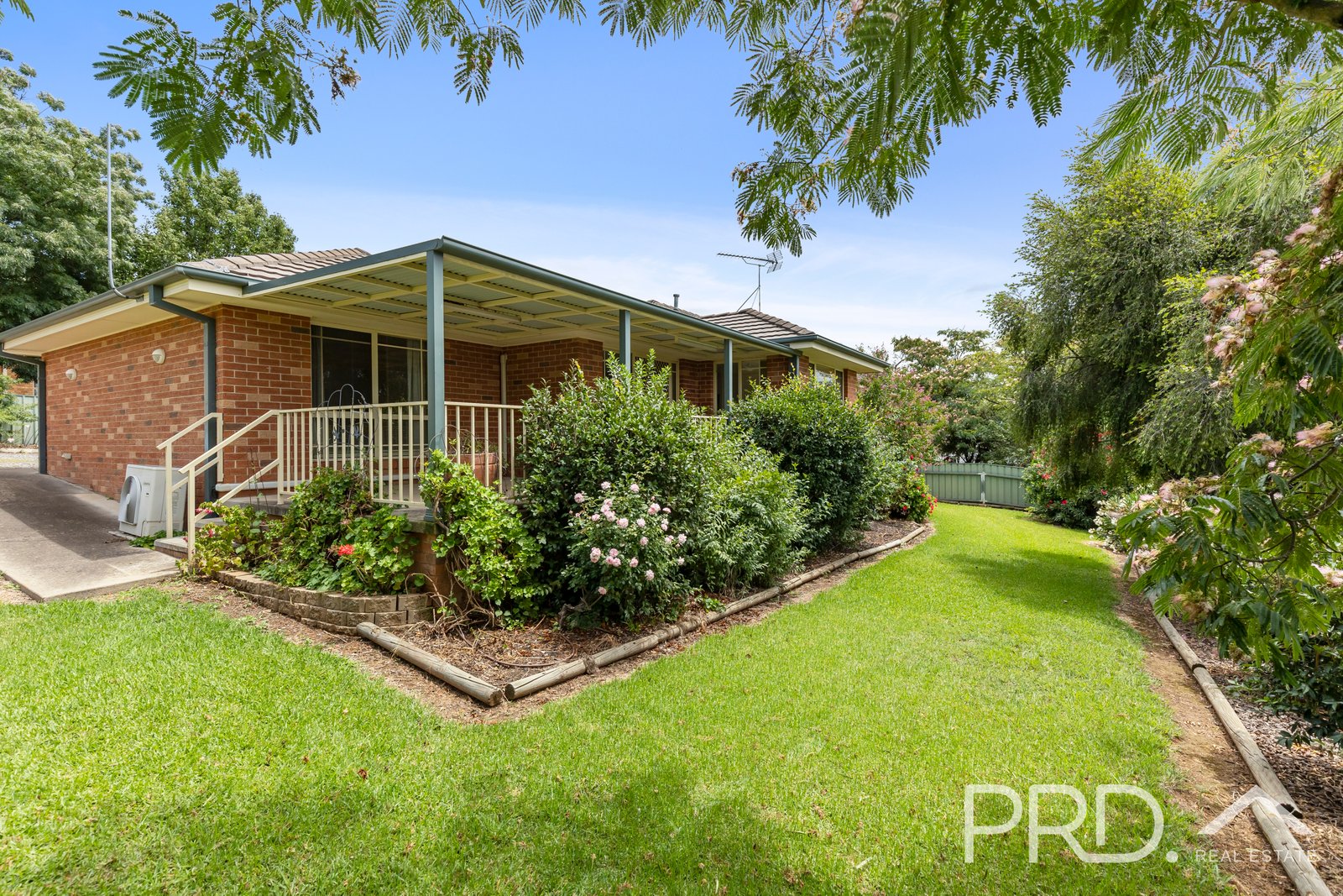 13 Lawson Drive GUNDAGAI 19