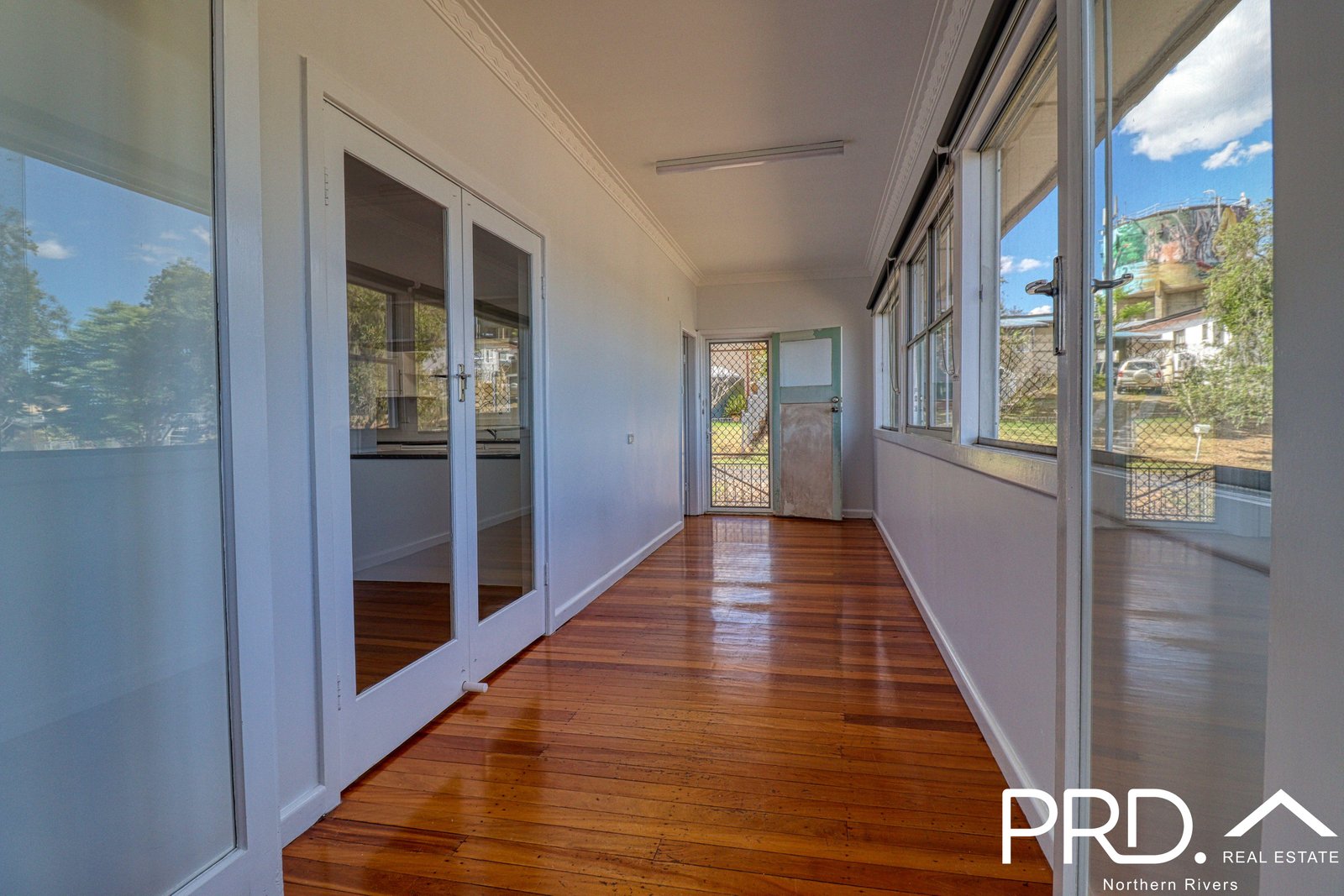 13 Lees Avenue CASINO 5