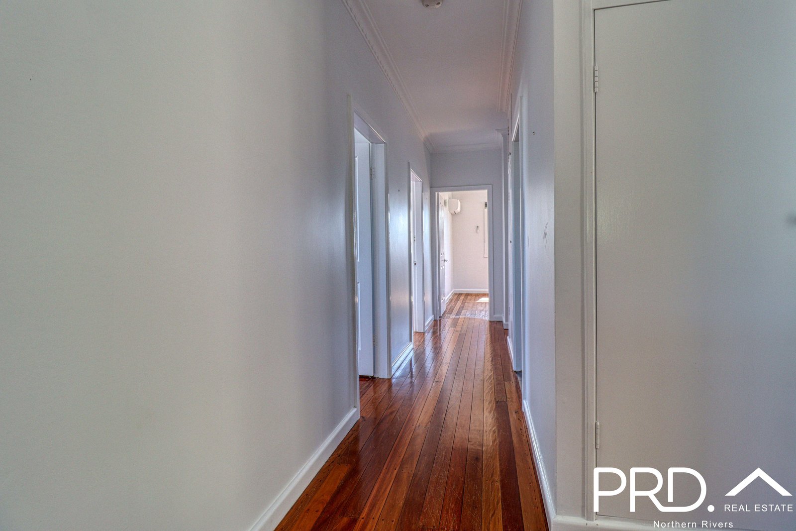 13 Lees Avenue CASINO 9