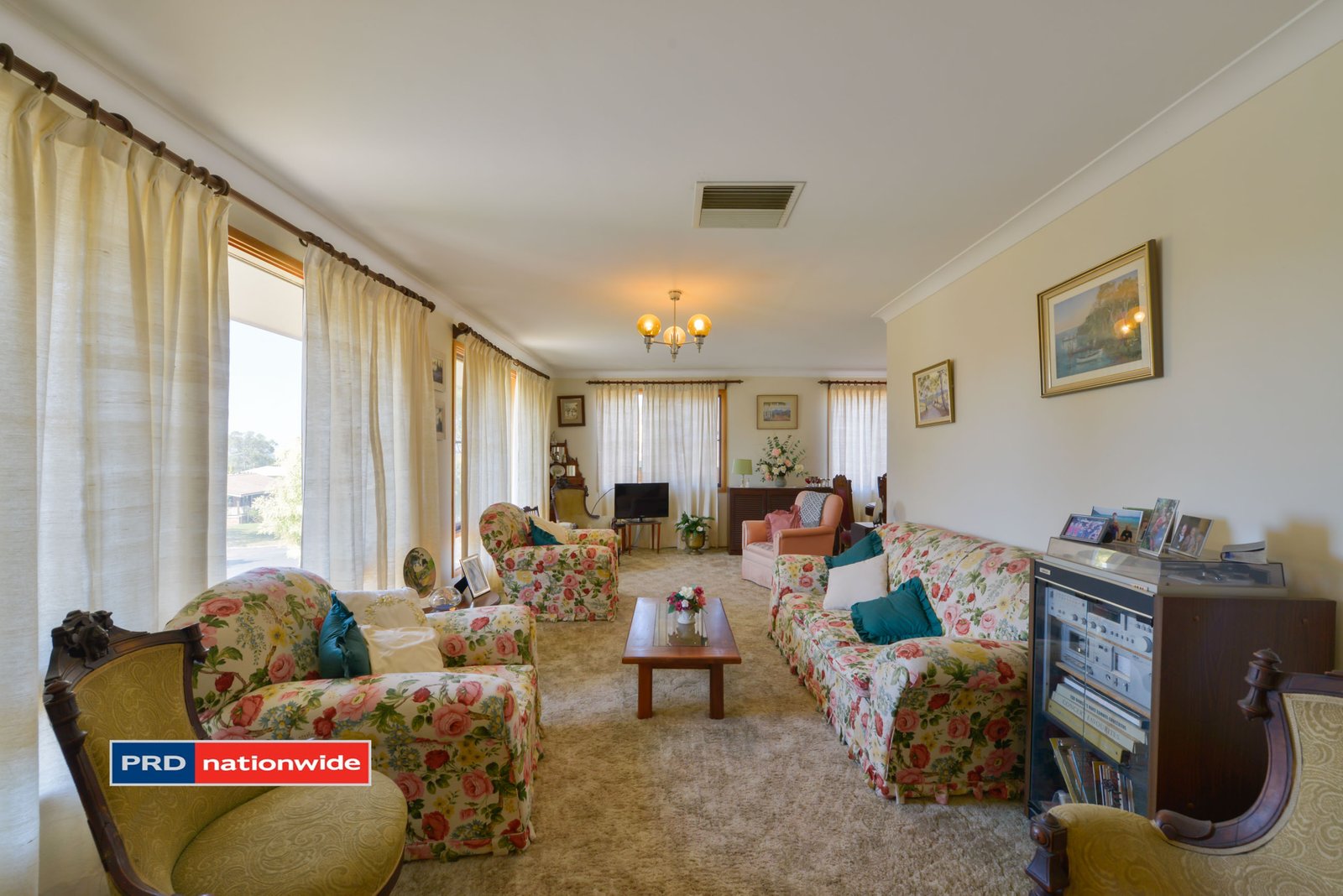13 Lemon Gums Drive TAMWORTH 5