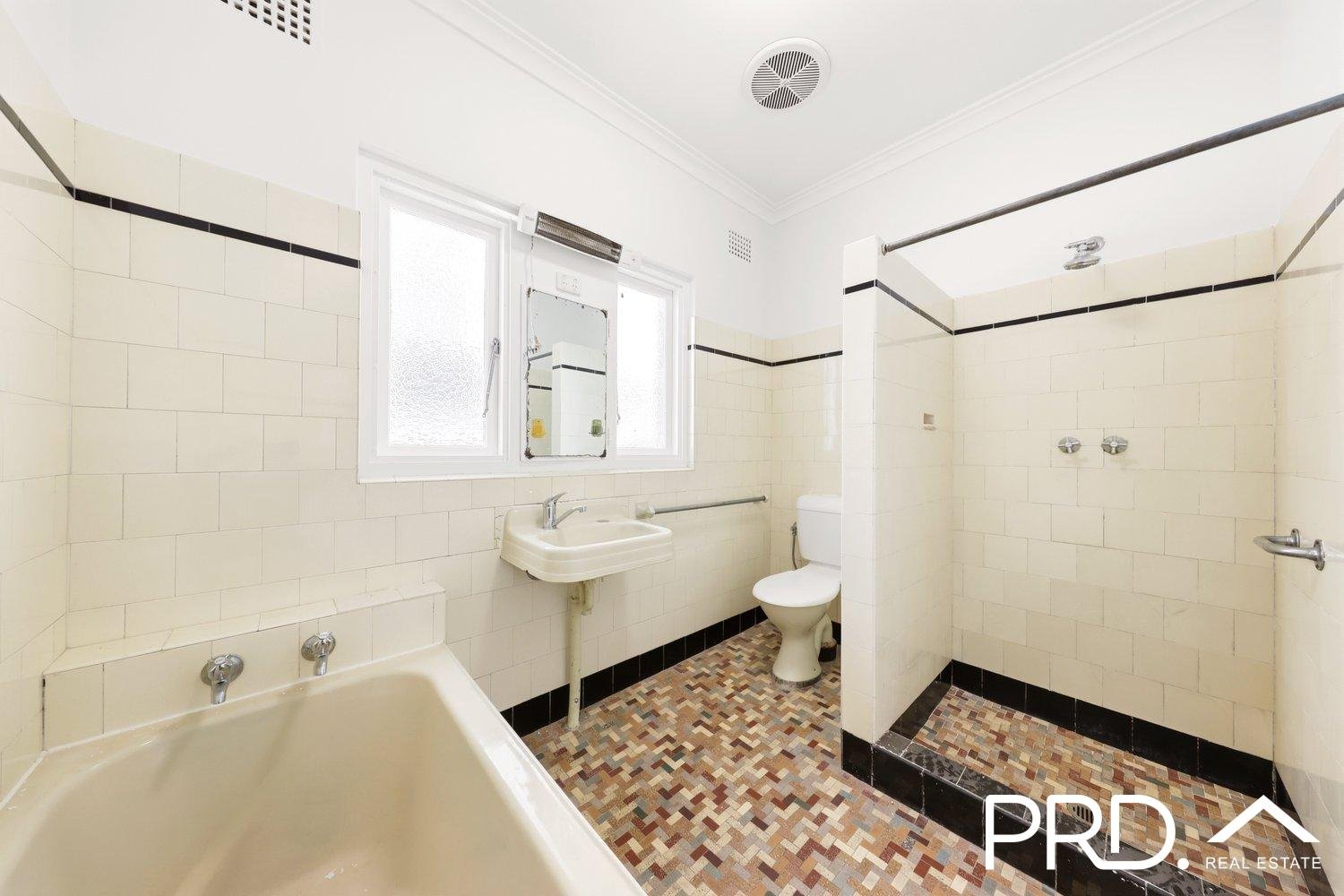13 Lesley Avenue REVESBY 8