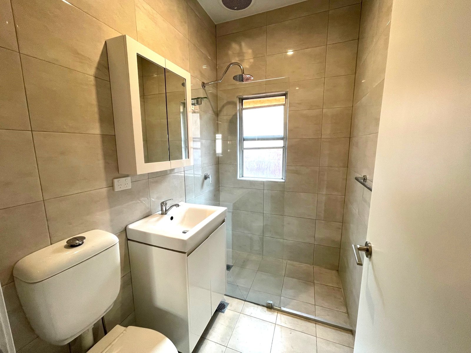 13 Leslie Road BEXLEY 4