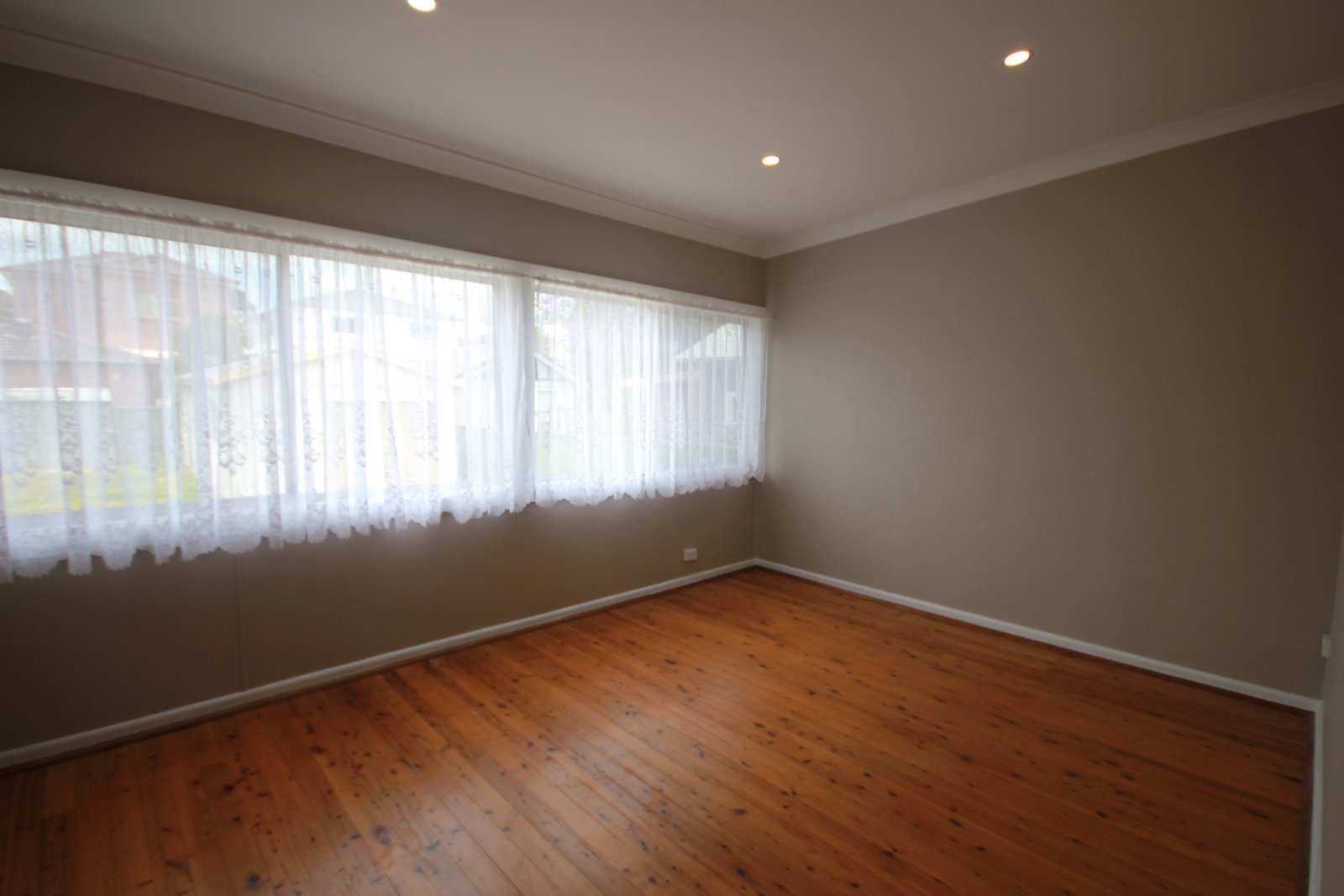 13 Leslie Road BEXLEY 2