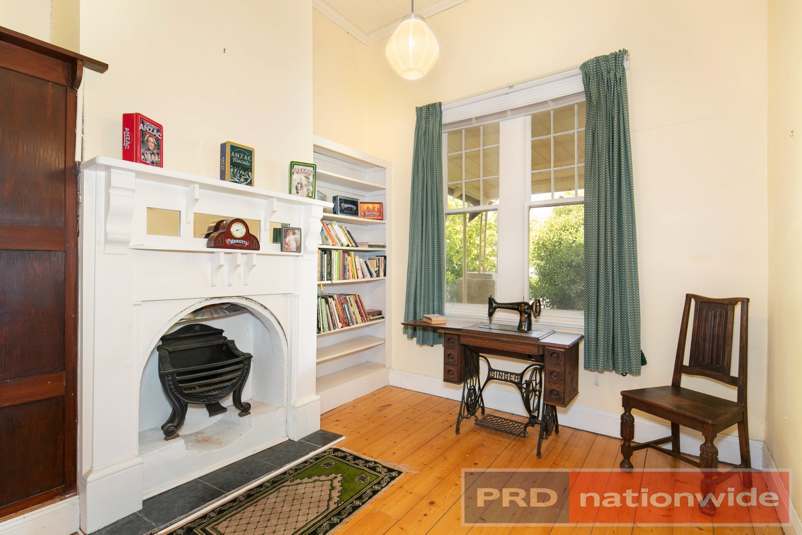 13 Ligar Street CLUNES 10