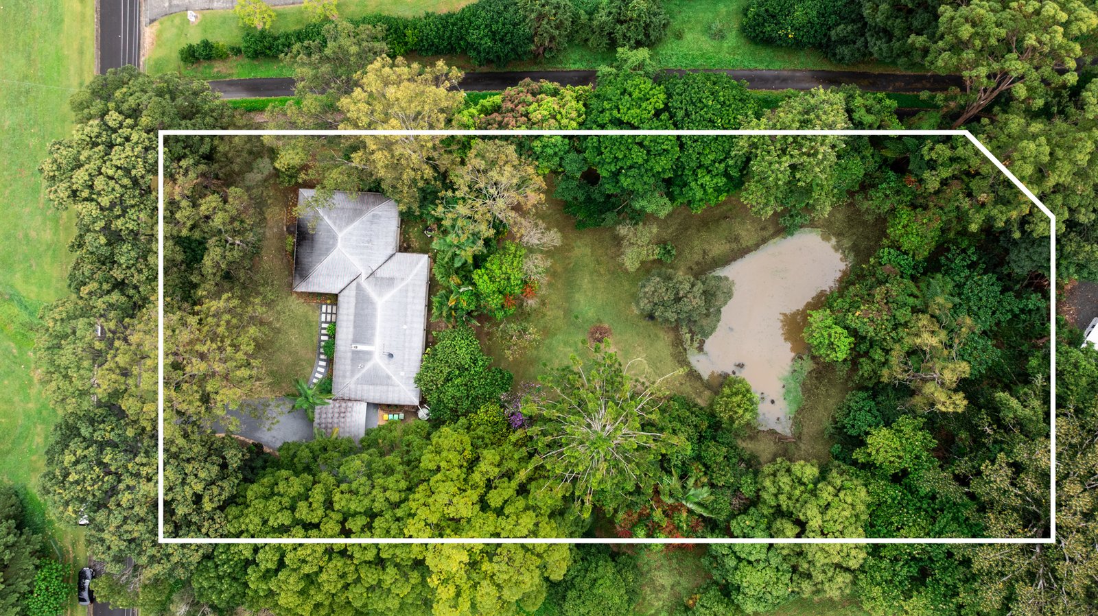 13 Lillee Court CURRUMBIN VALLEY 3