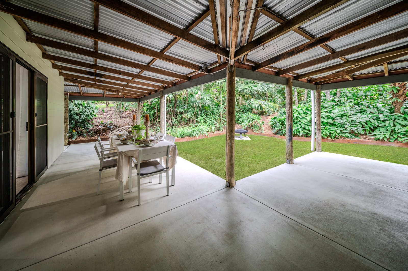 13 Lillee Court CURRUMBIN VALLEY 21