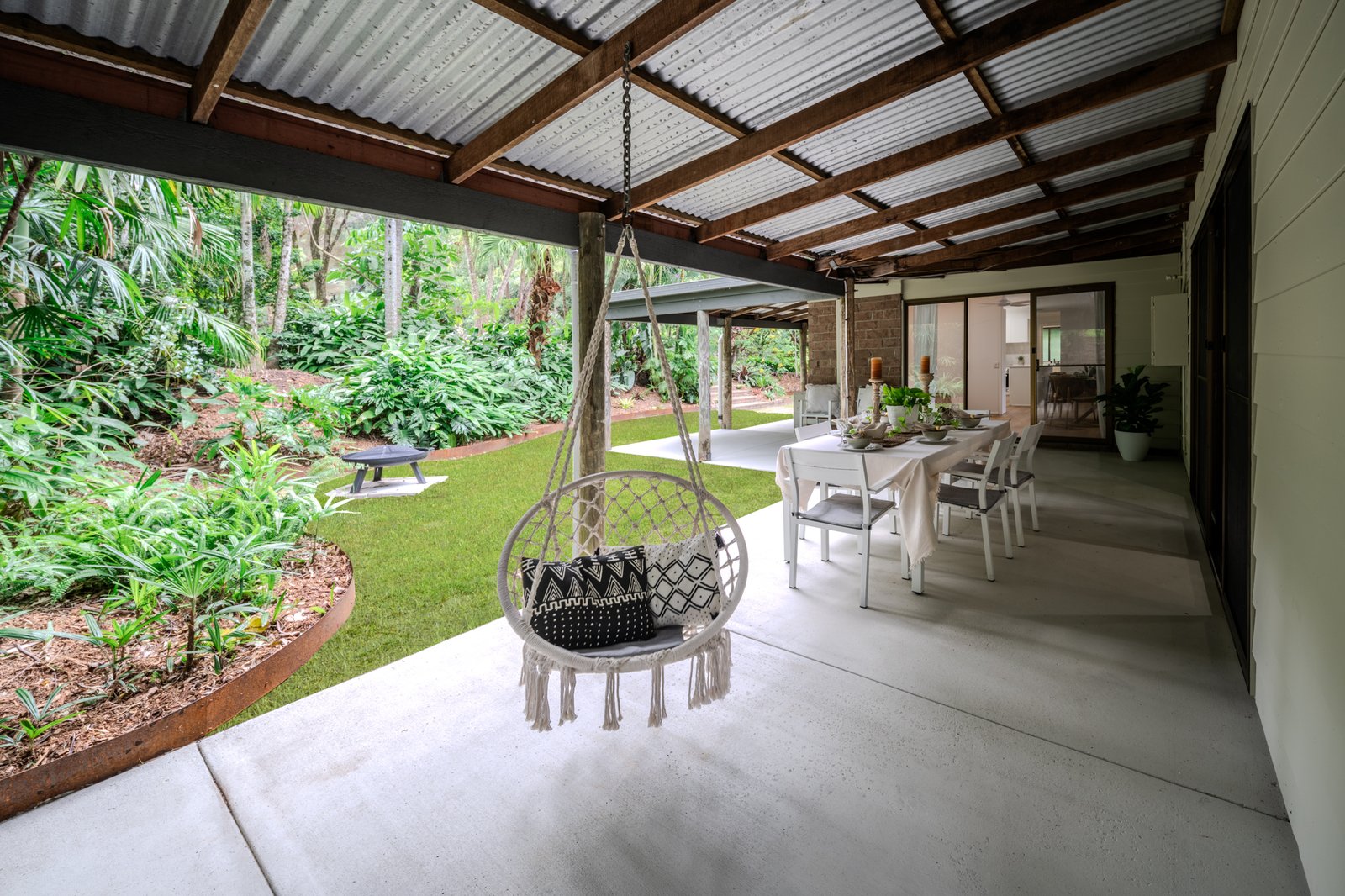 13 Lillee Court CURRUMBIN VALLEY 23